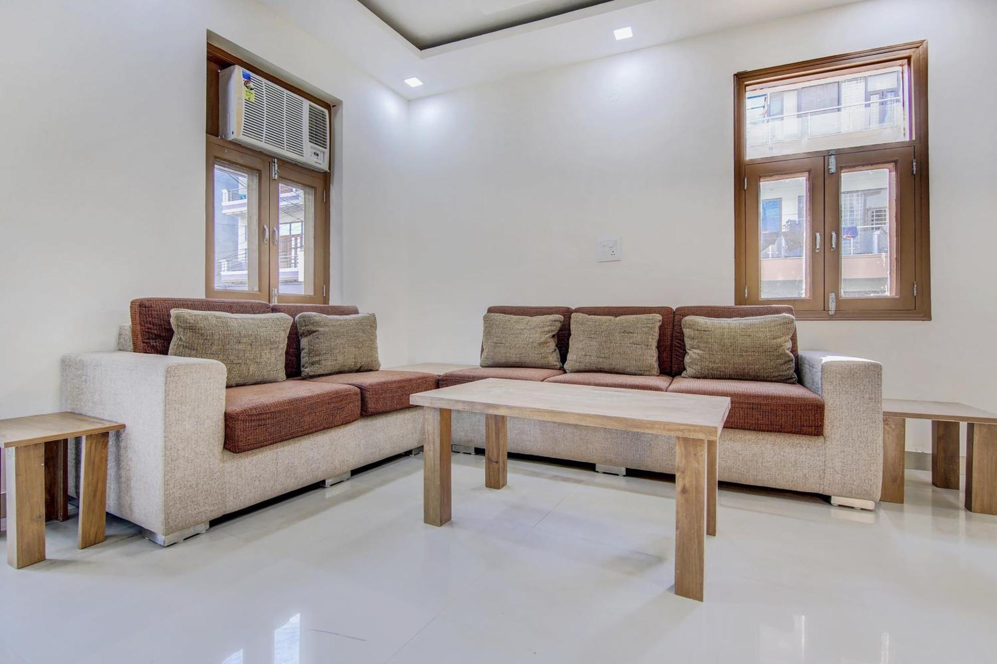 Collection O City Near Prem Mandir Gurgaon Exterior photo